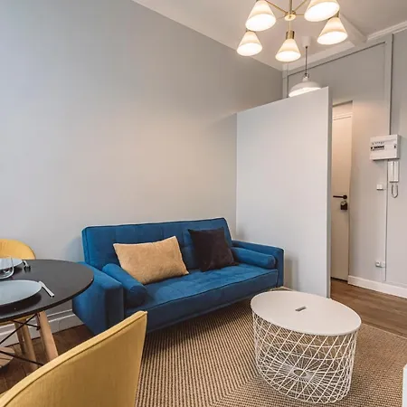 Roi Soleil, Face A La Cathedrale - 2g Apartment